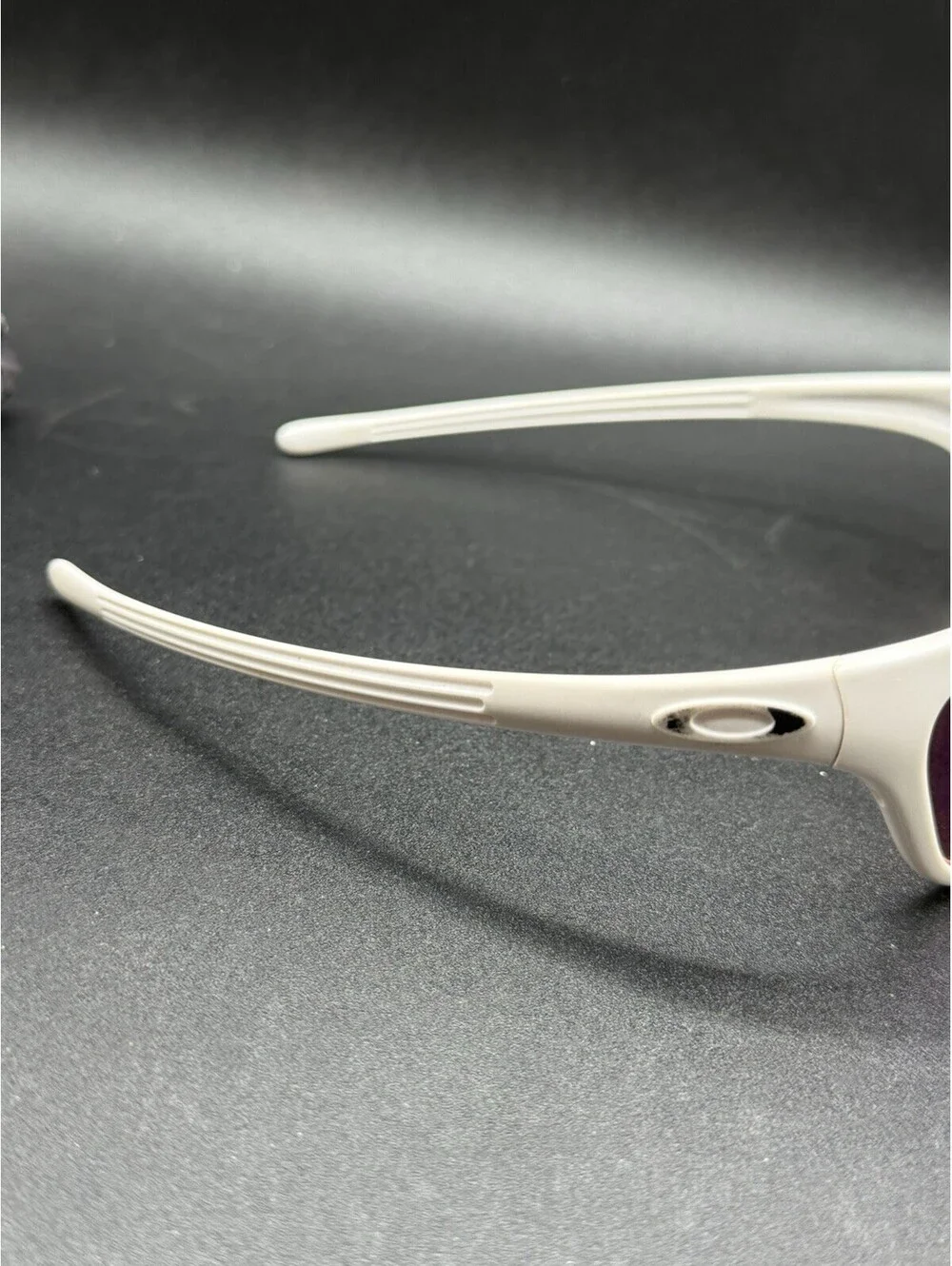 Oakley New Frogskin White/Blue Iridium Lenses 03-108